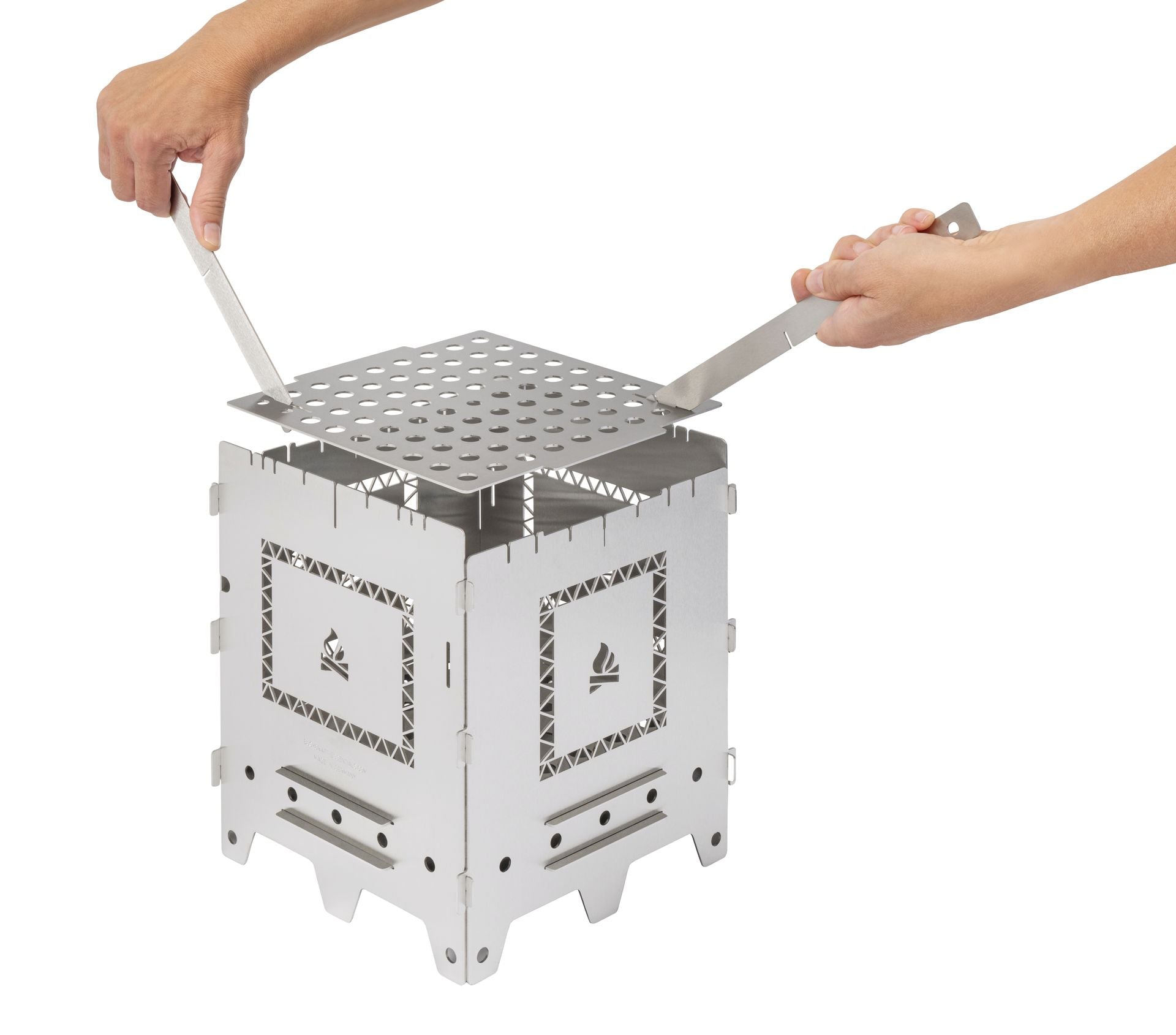 Bushcraft Essentials Bushbox XXL Campfire supports pot inox 113 g