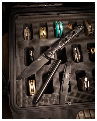 HX Dark Master Couteau Pliant D2 80 mm Titane Noir