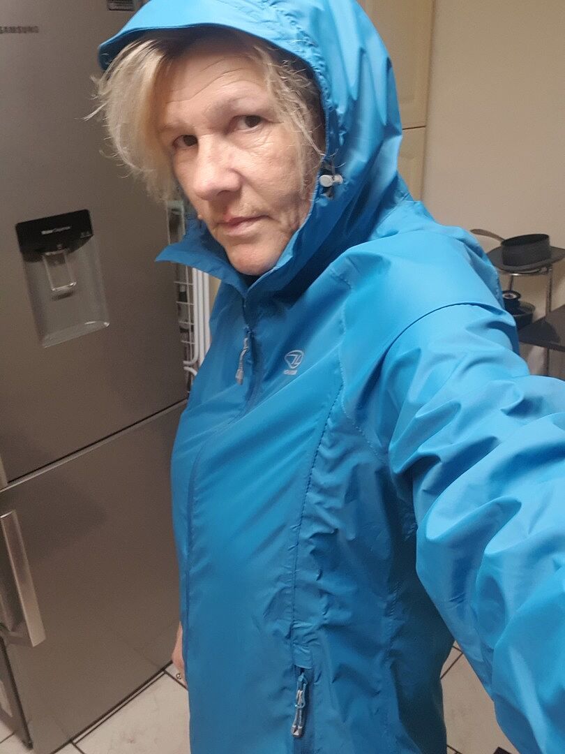 Highlander Stow & Go veste imperméable enfant bleu pliable