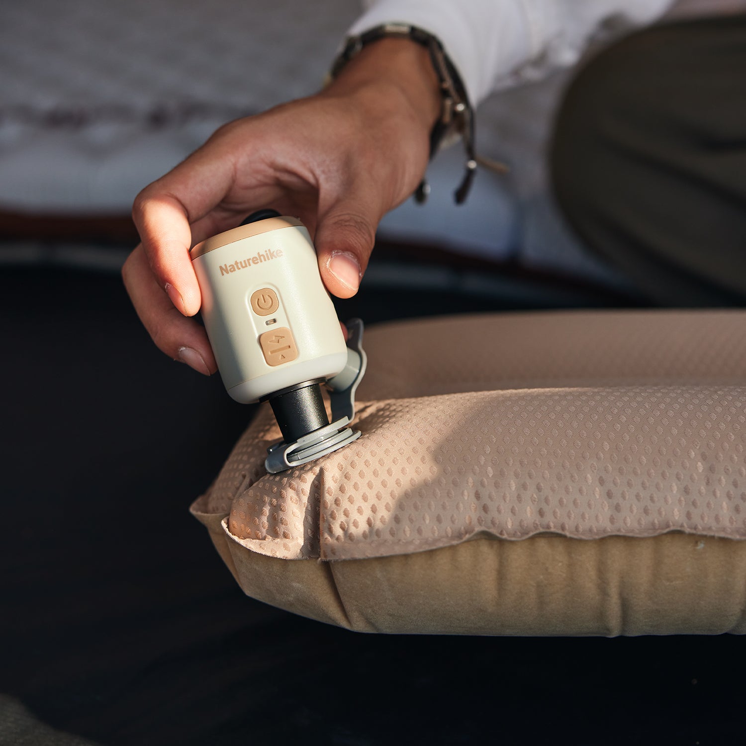 Naturehike mini pompe à air Gris Avoine lampe 1600 mAh