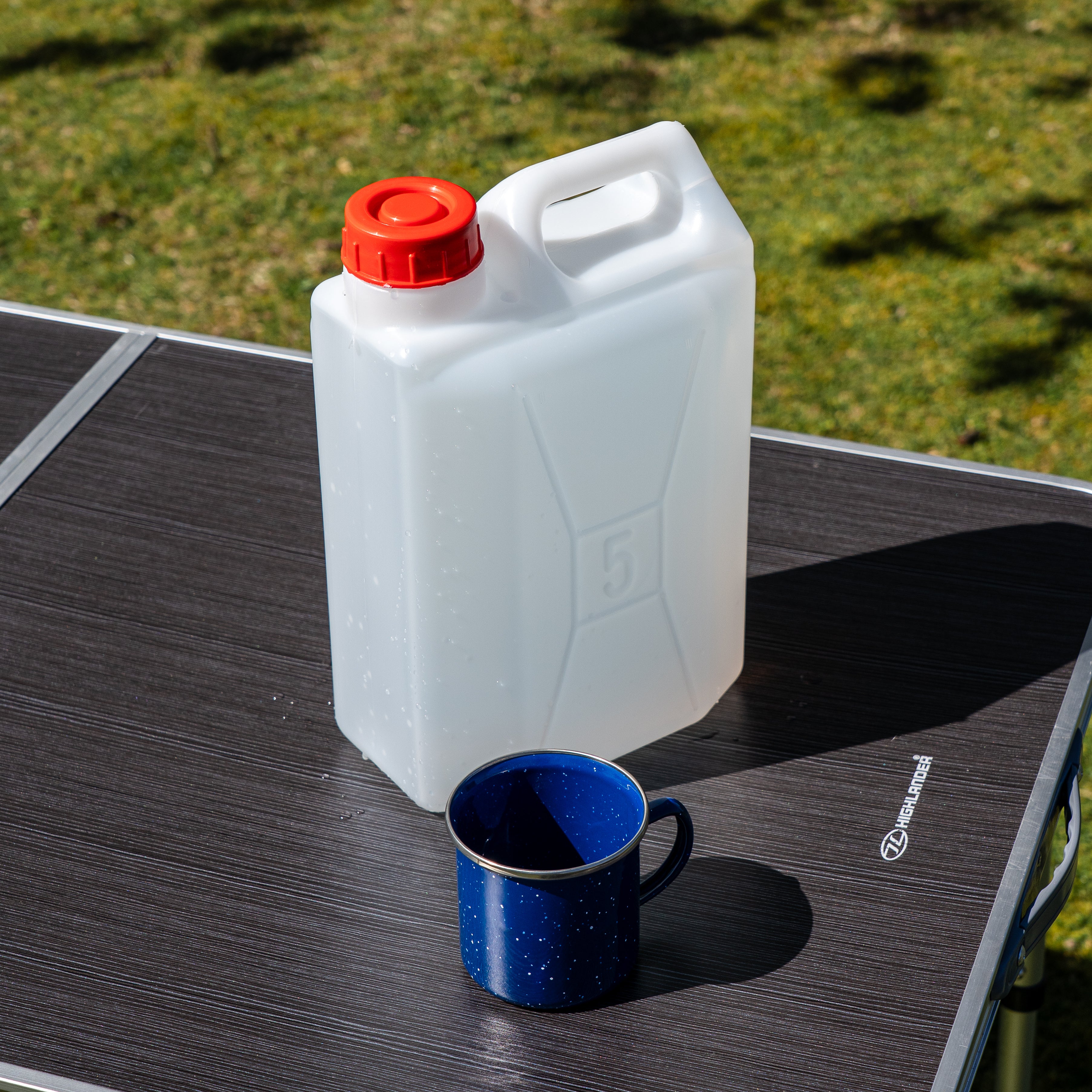 Highlander jerrican eau 5L bleu HDPE