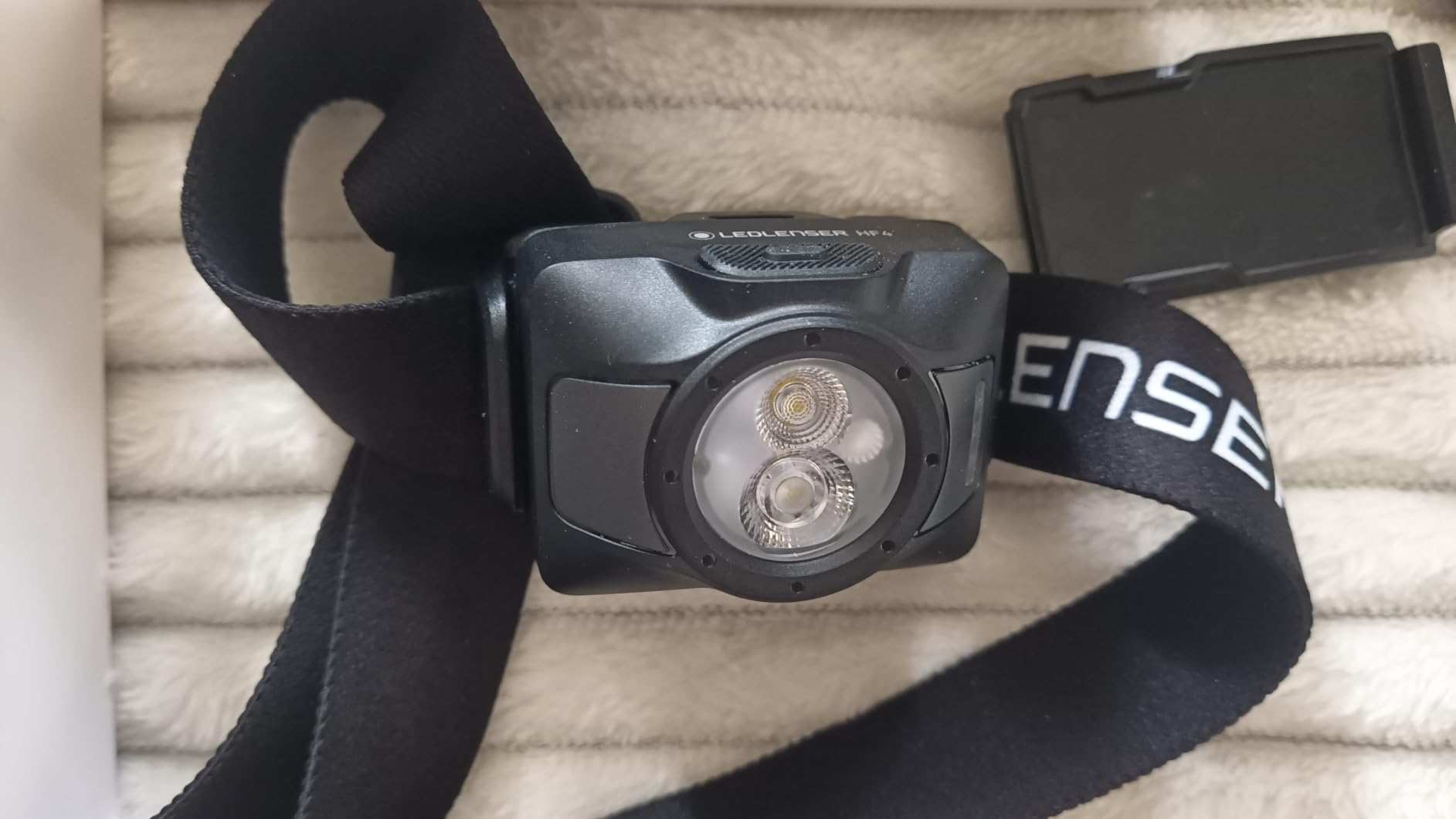 Ledlenser HF4 lampe frontale bleue 450 lm 110 m IP67