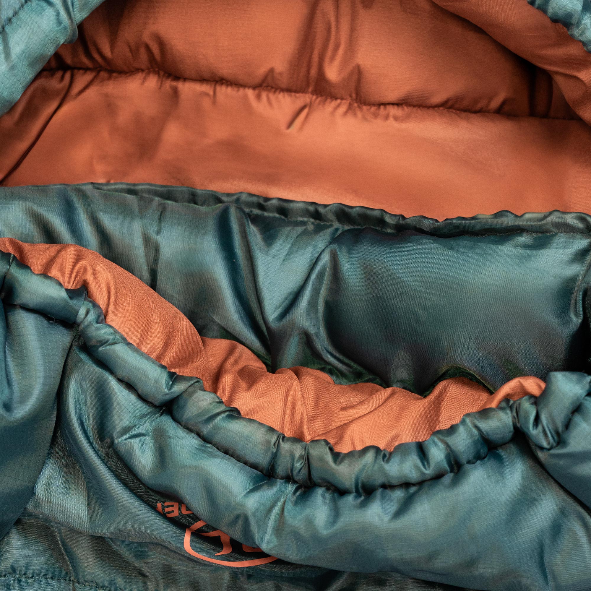 Highlander Rayet 350 sac couchage 3 saisons vert