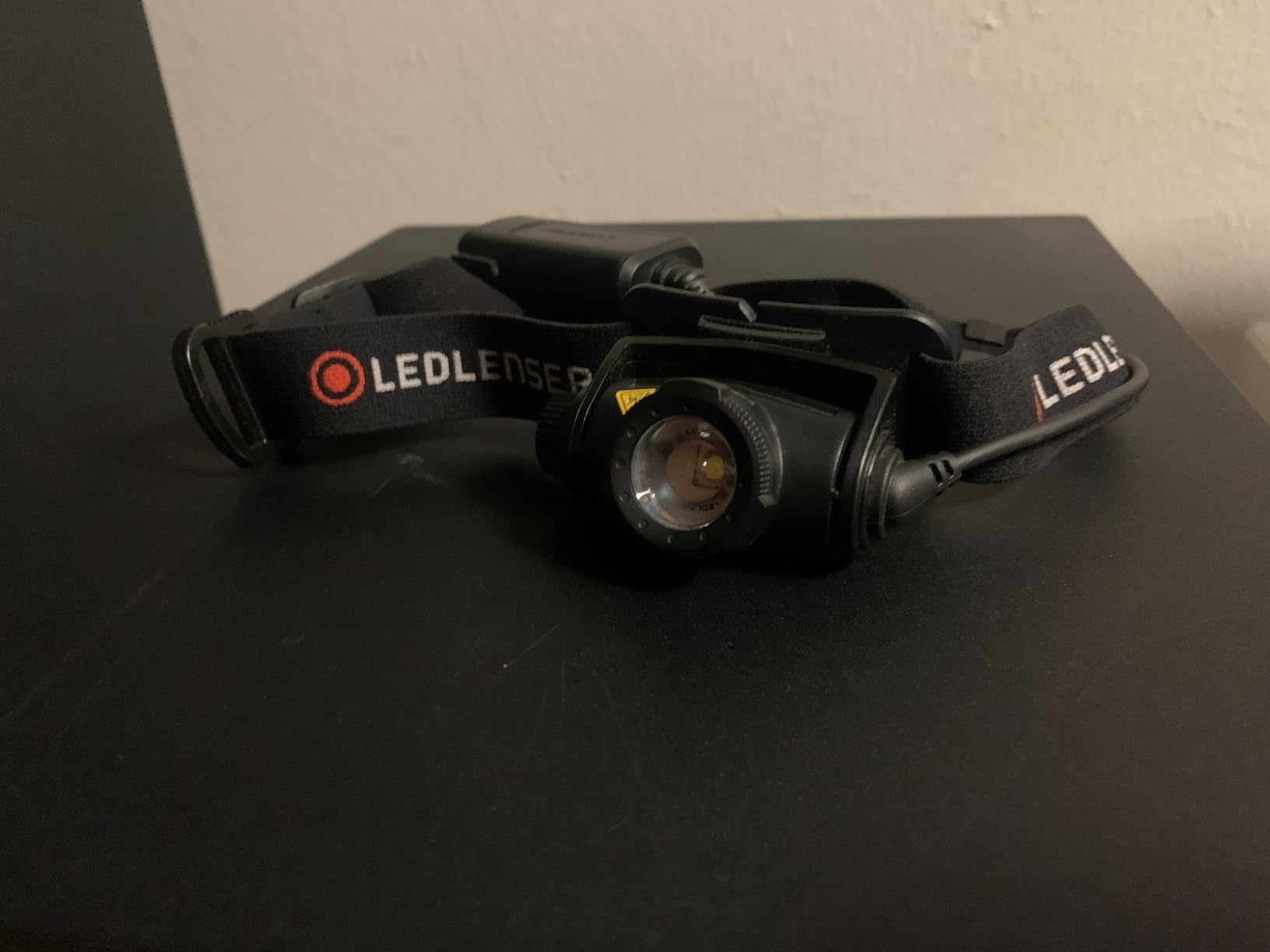 Ledlenser H5 Core Lampe Frontale 350 lm Piles AA IP67