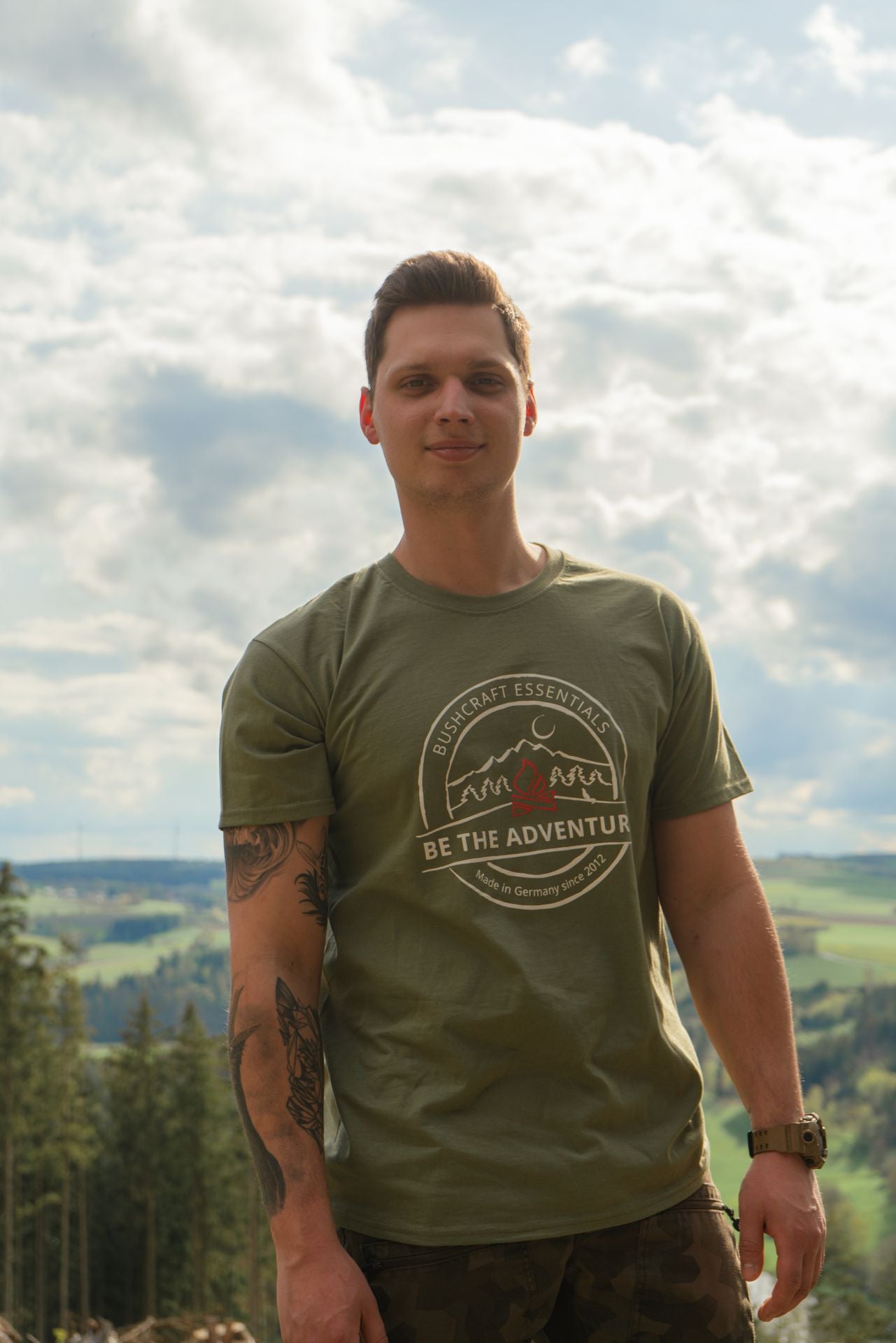 Bushcraft Essentials Lifestyle BE THE ADVENTURE t-shirt homme M noir