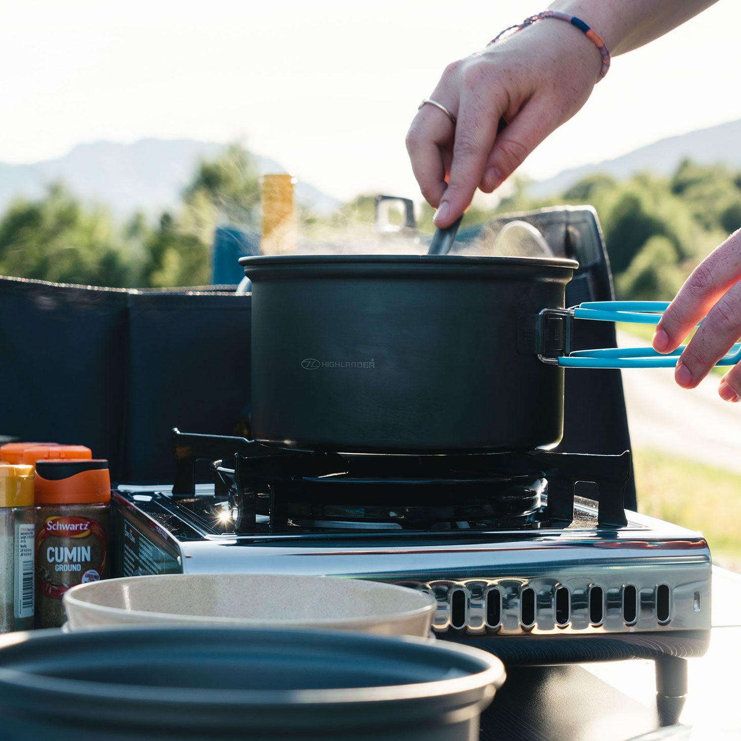 Highlander Apex Weekender popote camping aluminium