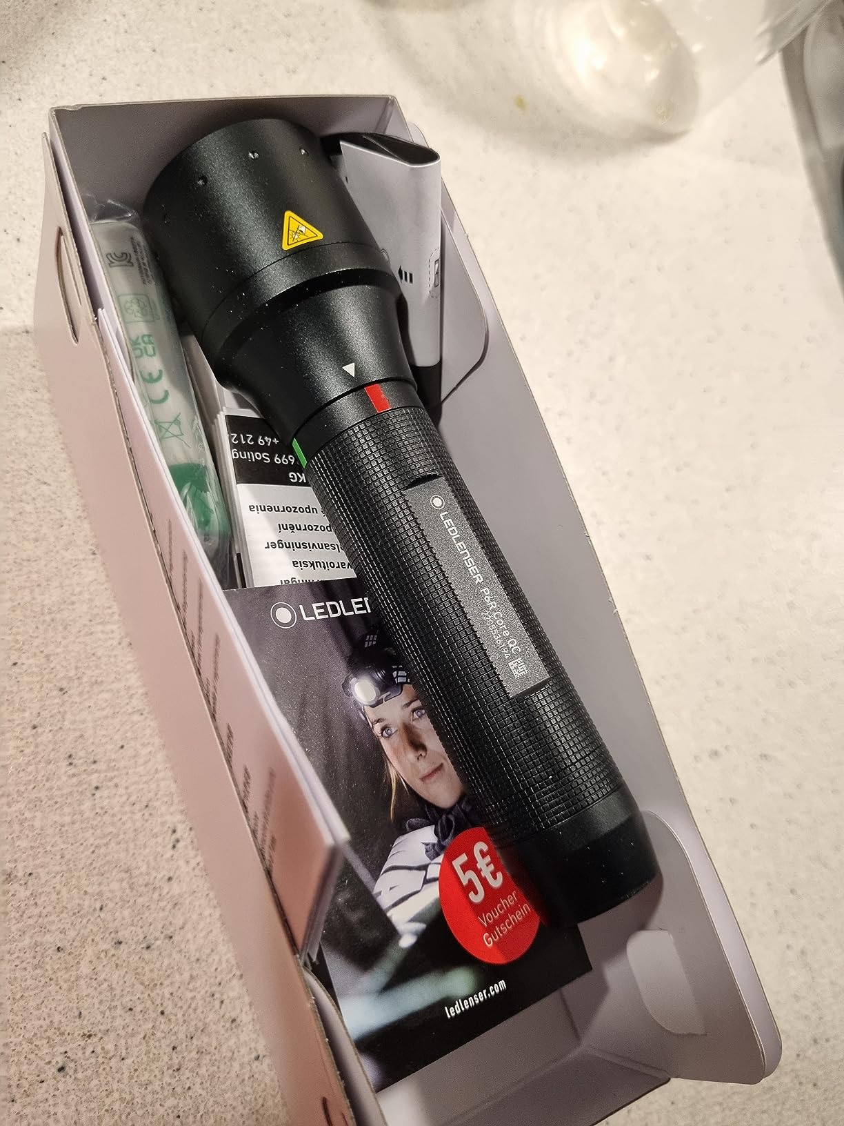 Ledlenser P6R Core QC lampe torche 270 lm RGB rechargeable