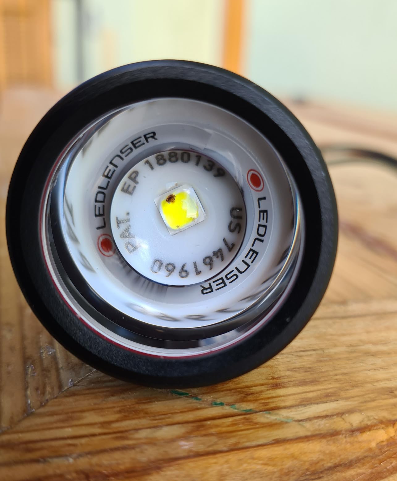 Ledlenser P7R SE lampe torche 1100 lm rechargeable 210 m