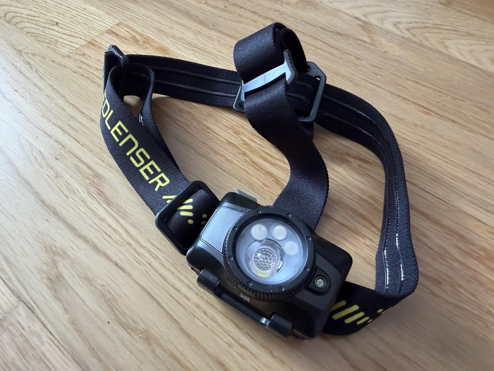 Ledlenser HF7R Pro lampe frontale 1200 lm USB-C rouge
