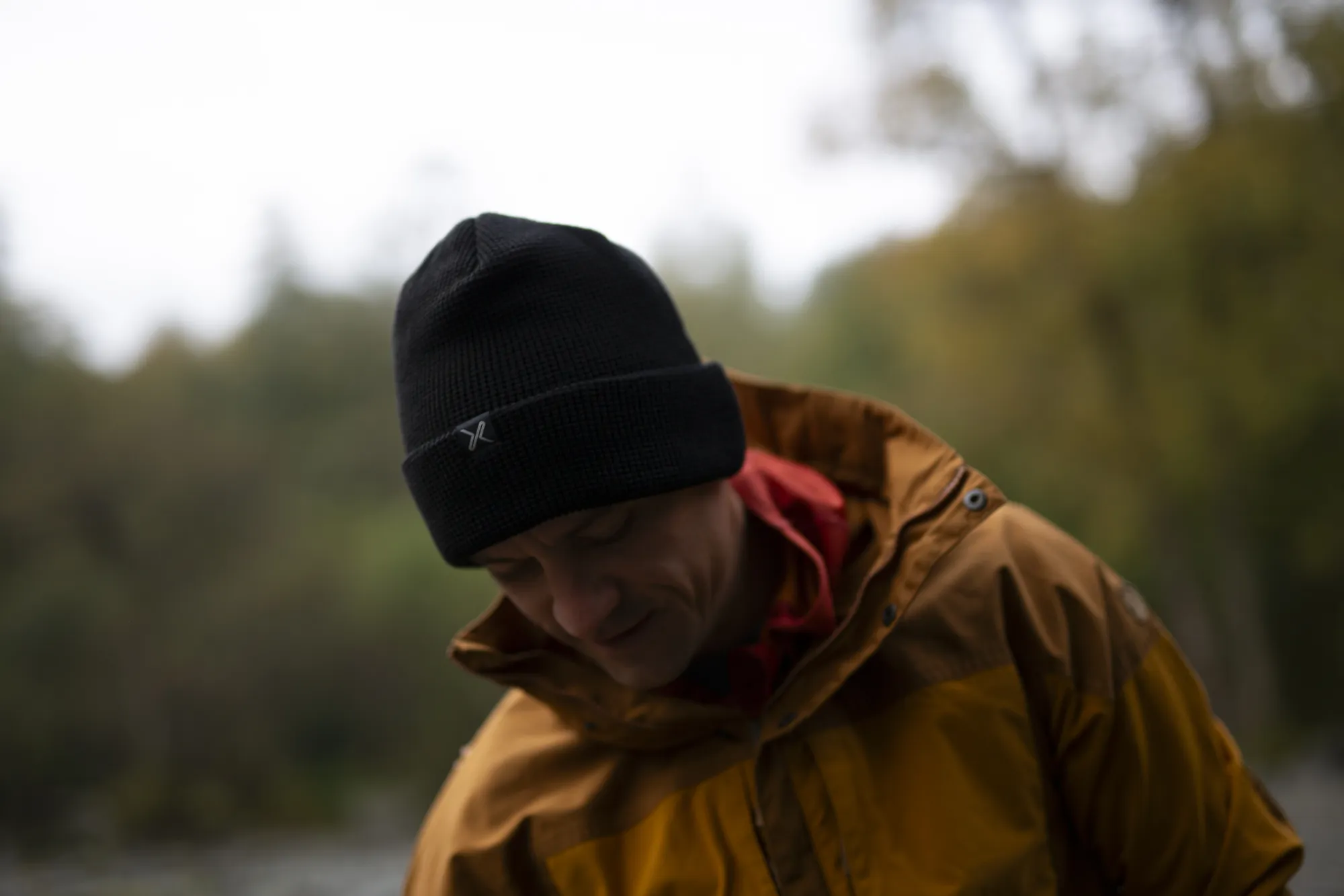 Terra Nova Urban Contour bonnet imperméable à revers