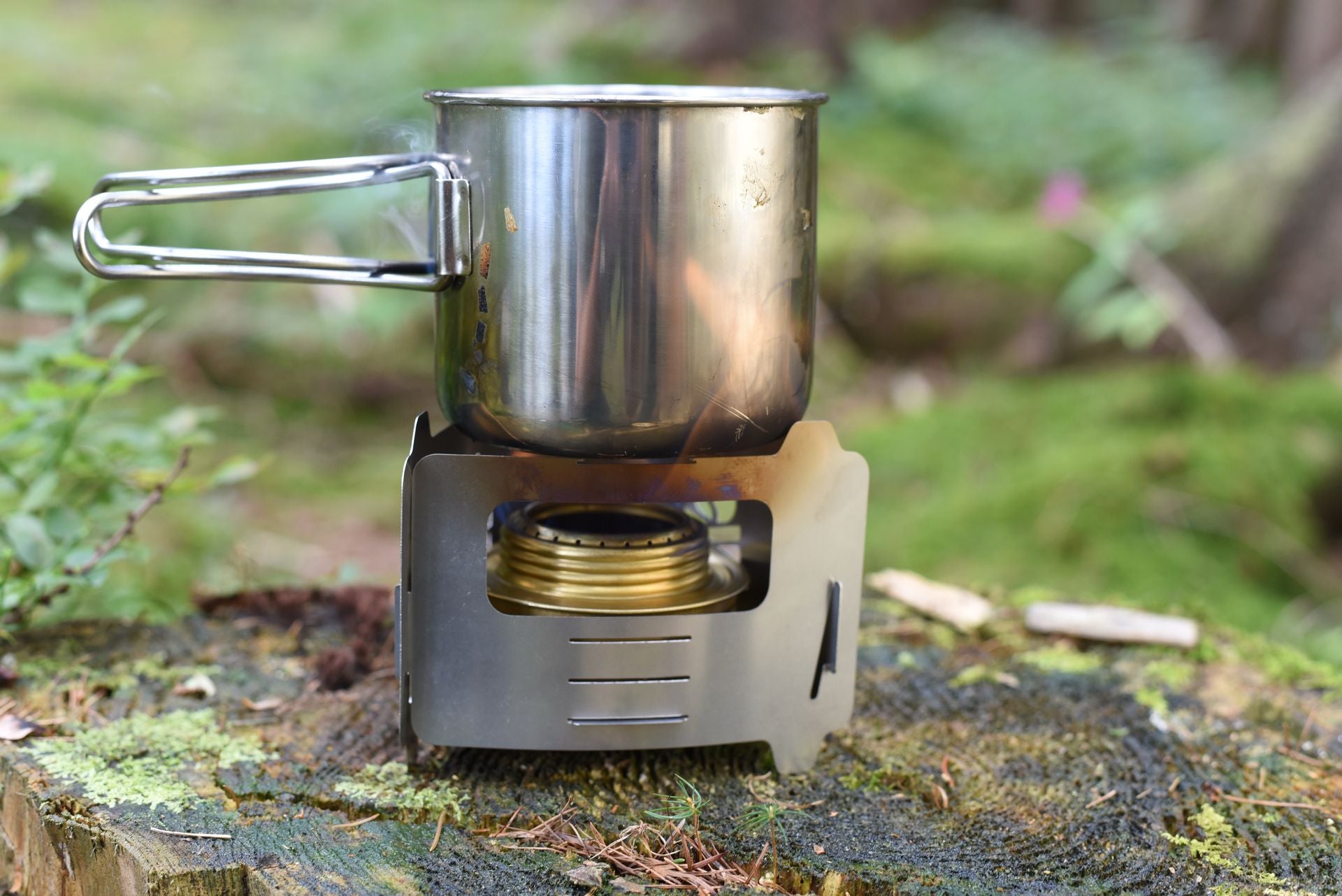 Bushcraft Essentials Bushbox Ultralight réchaud bois 60g