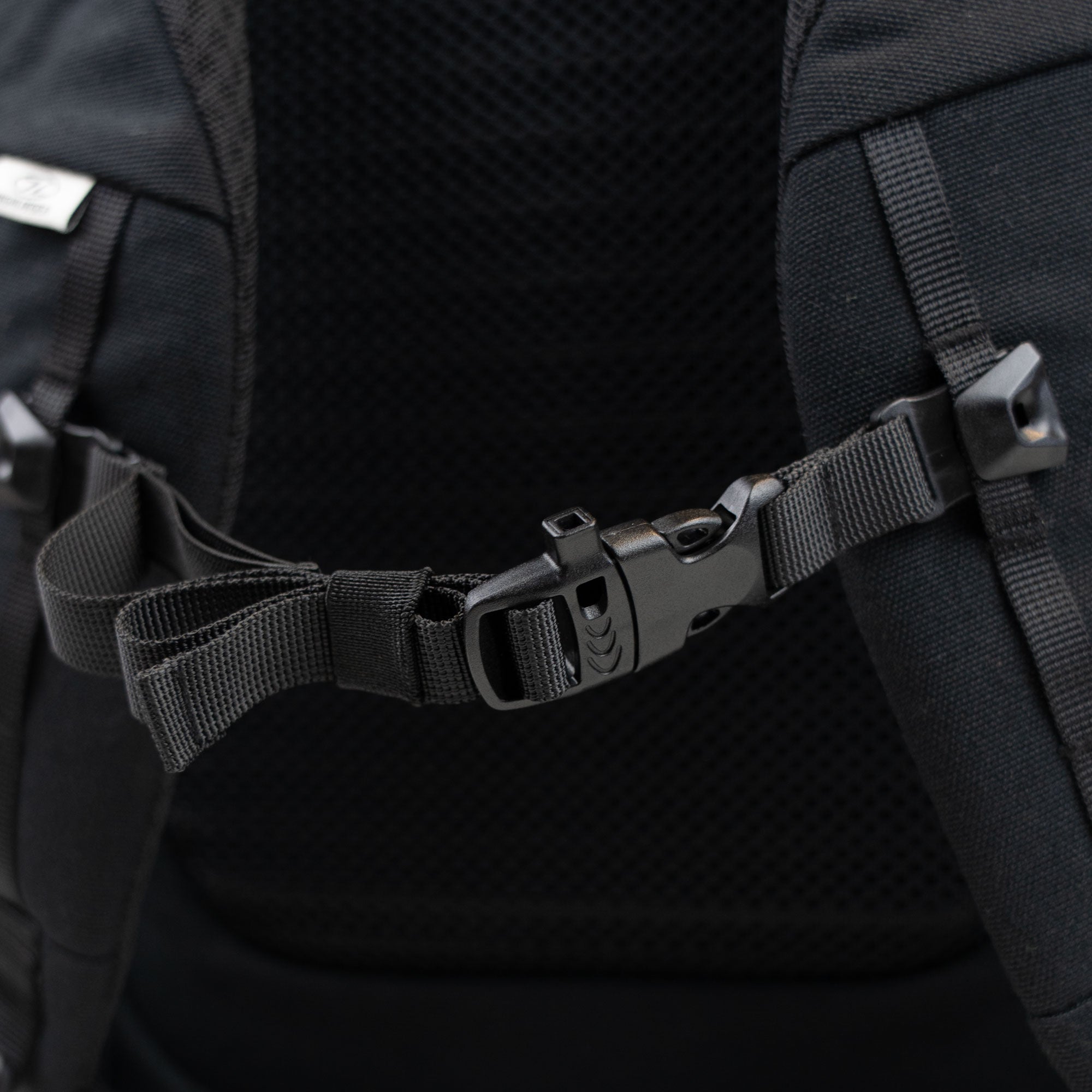 Highlander Trego 34L sac à dos noir 17 pouces laptop