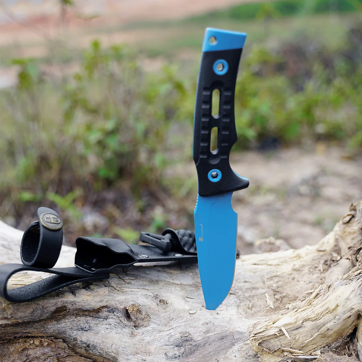 HX Rock Apex TD-18L couteau fixe lame bleue manche G10 noir