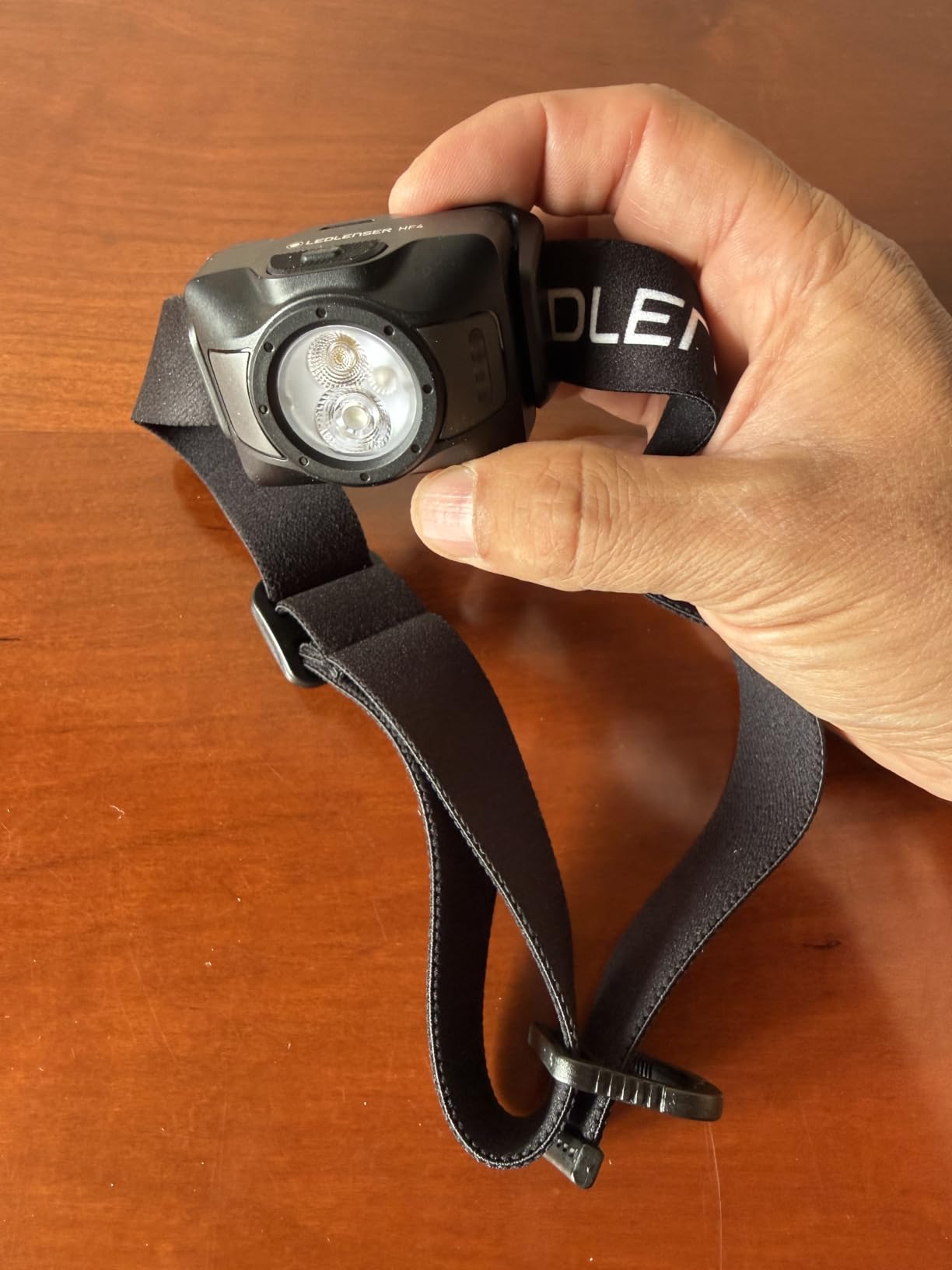 Ledlenser HF4 lampe frontale bleue 450 lm 110 m IP67