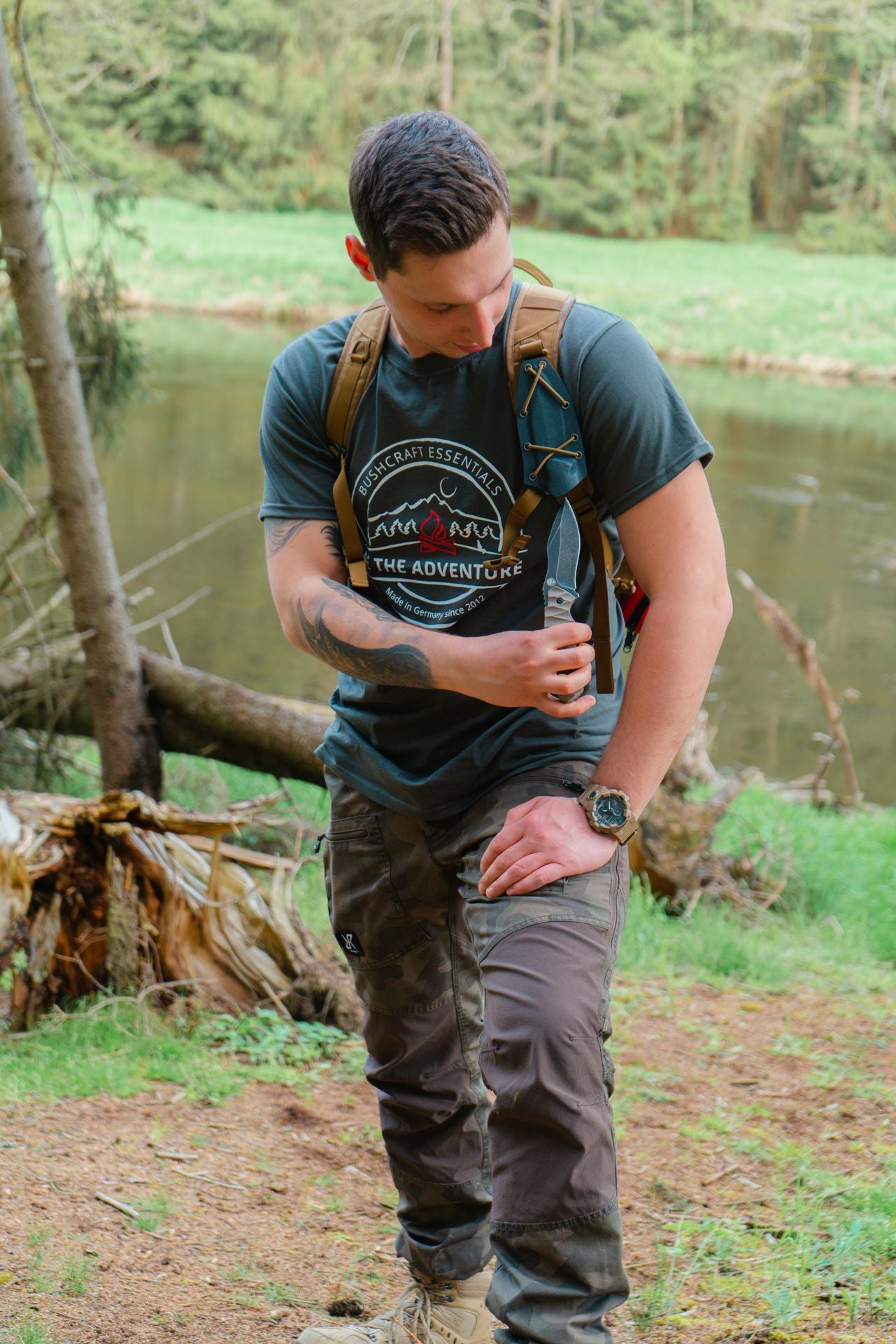 Bushcraft Essentials Lifestyle BE THE ADVENTURE t-shirt homme M noir